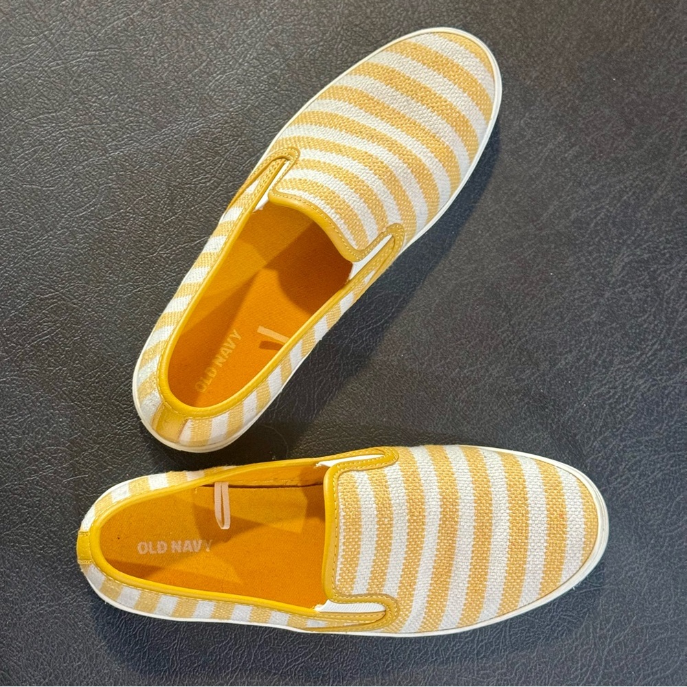 Old Navy Mustard Yellow and White Slip-On Sneakers, Size 8, like NEW!